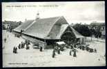 CPA. Le Faouet. La Vieille Halle. Vue Générale De La Place.  /  Ed. Collection Villard Quimper. - Faouët