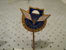 PARACHUTTING Pin Franjo Kluz Yugoslavia - Parachutting