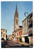 {64115} 82 Tarn Et Garonne Valence D' Agen , Le Clocher De L'église Et La Place ; Bastide , Pressing , Café Restaurant - Valence