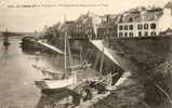 LE CONQUET (29) Port Quais Voilier Prépararifs Au Départ Pour La Peche - Le Conquet