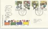 GREAT  BRITAIN1979-  INTERNATIONAL YEAR OF THE CHILD  SERIE WITH PRESENTATION CARD  4 STAMPS OF 9-10 1/2-11-13 P PERFECT - 1971-1980 Decimal Issues