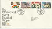 DISABLED GREAT  BRITAIN  - 1981-INTL YEAR OF DISABLED PEOPLE  WITH PRES.ENTATION CARD 4 STAMPS OF 14-18-22-25 P PERFECT - Behinderungen