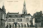 La Chatre Le Clocher Et Vue Sur Le Grand Café Du Centre - La Chatre