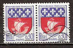 Timbre France Y&T N°1354Bx2 (1) Obl. Paire Horizontale. Armoirie De Paris.  0.30 F. Bleu Et Rouge. Cote 0,30 € - 1941-66 Wappen