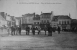 Place Du Marché Un Jour De Primes - Le Mêle-sur-Sarthe