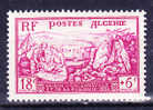 Algérie N°321 Neuf Charniere - Neufs