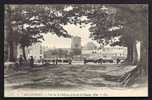 CPA  ANCIENNE- FRANCE- BRICQUEBEC (50)- VUE SUR LA CHATEAU- LA GRANDE ALLEE- LA PLACE AVEC ROULOTTES- LINGE QUI SECHE- - Bricquebec