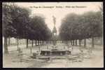 CPA  ANCIENNE- FRANCE- VERTUS (51)- ALLEE DES MARONNIERS- LA FONTAINE EN TRES GROS PLAN- ANIMATION - Vertus