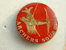 Pin´s TIR A L´ARC -  ARCHERS SOURDINS - Tiro Al Arco