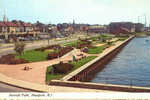 MARIO T. PERROTTI PARK - NEWPORT - RHODE ISLAND - This Lovely Park, Named For The First Chairman... - 2 Scans - Newport