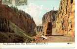 - East Entrance Golden Gate, Yellowstone National Park - Wyoming - Yellowstone