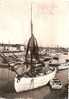 Charente Maritime , Ile D'oléron , Saint Trojan , Vue D'1 Voilier Au Port En 1950, Ed Photo Marceau - Ile D'Oléron