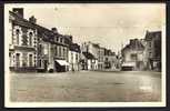 CP-PHOTO  ANCIENNE- FRANCE- SARZEAU (56)- LA PLACE DU BOURG EN GROS PLAN- COMMERCES DIVERS- - Sarzeau