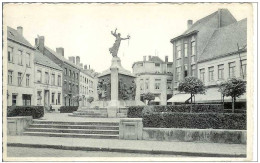 TURNHOUT-ZEGEPLAATS MET MONUMENT -apotheek-pharmacie - Turnhout