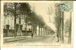 CPA  PITHIVIERS, Boulevard Du Chemin De Fer, école St Grégoire  0287 - Pithiviers