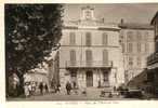 ISTRES  (Bouches-du-Rhône) : Place De L´Hôtel De Ville - Istres