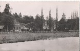 AUMALE LE LAC VUE PRISE DE LA RUE DU MARECHAL FOCH VERS LA RUE DE NORMANDIE DENTELLEE BON ETAT - Aumale