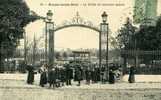 93-ROSNY SOUS BOIS....LA GRILLE DU NOUVEAU SQUARE....CPA...ANIMEE - Rosny Sous Bois