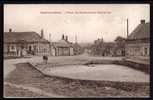 CPA  ANCIENNE- FRANCE- NOAILLES (60)- PLACE DE BONCOURT ET L'ABREUVOIR EN GROS PLAN- ANIMATION - Noailles