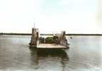 17 La Tremblade , Le Bateau Bac Transport  Voiture Et Camion Faisant La Traversée, Ed Photo Cim - La Tremblade