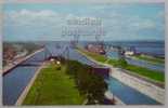 SOO LOCKS  Between  Lake Superior And Lower Great - MI Old MICHIGAN Postcard Ca 1950-60s - USA - Sonstige & Ohne Zuordnung