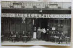 CPA Photo  "Belle Animation En Terrasse Du Café De La Paix "à Situer - Cafés