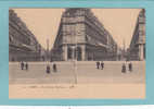 CARTE STEREO  -  PARIS - La Colonne  Vendôme .  -  BELLE   CARTE  ANIMEE     - - Cartes Stéréoscopiques