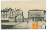 CPA 86- NEUVILLE DE POITOU---Place Et Route De St MAIXENT-(commerces,café De La Place..) - Neuville En Poitou