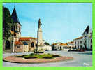 VILLARS LES DOMBES - Place Et L´Hôtel De Ville - Villars-les-Dombes