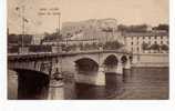 CPA.69.1905.LYON-LE PONT DE SERIN--ANIMEE-PERSONNES SUR LE PONT-CPA - Lyon 9