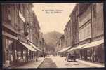 CPA  ANCIENNE- FRANCE- GIVORS (69)- RUE DE BELFORT EN GROS PLAN AVEC BELLE ANIMATION- VIEILLE AUTO- ATTELAGE- VITRINES - Givors