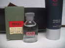 HUGO BOSS MINI " HUGO" + GEL DOUCHE " HUGO DARK BLUE + TROUSSE   LIRE !!! - Miniatures Men's Fragrances (in Box)