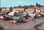 La Piazza Del Mercato Di Jolanda Di Savoia (Ferrara) - Hallen