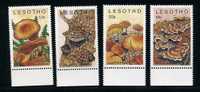 Lesotho **  N° 852 à 855 - Champignons (lot 5) (12 P54) - Lesotho (1966-...)