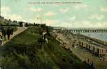 ROYAUME-UNI - CLACTON-ON-SEA - CPA - Clacton-on-Sea, The Cliffs And Beach West - Clacton On Sea