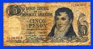 BILLET MONNAIE TRES USAGE AMERIQUE DU SUD 5 PESOS REPUBLIQUE ARGENTINE DEUX SIGNATURES N°31.150.453. B GENERAL BELGRAND - Argentina