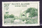 Algérie  N°347 Neuf Charniere - Unused Stamps