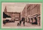 ( 82 ) BEAUMONT De LOMAGNE  Place Du Marché  Les Arcades - Beaumont De Lomagne