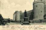 ROYAUME-UNI - WINDSOR - CPA - N°4440 - Windsor, Statue Of H.M. Queen Victoria - Windsor