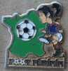 FOOTBALL FEMININ - FOOT - CARTE DE LA FRANCE - JOUEUSE - BALLON - Football