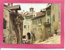 ANNECY . Dans Les Vieux Quartiers; La Cote Nemours Et La Petite Horloge - Annecy-le-Vieux