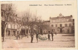 Vidauban    Place Clémenceau - Vidauban