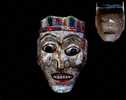 Masque De Noble Sasak Du Théâtre Amaq Darmi / Noble Man Mask Of The Muslim Sasak People Of Lombok Island - Arte Orientale