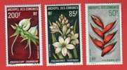 Comores - N°26/27/28 ** Poste Aérienne - Fleurs - Andere & Zonder Classificatie