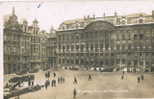 Bruxelles  Place De Hotel De Ville     Cars / Oldtimer - Märkte