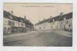 Saint Coulomb. La Place De L' Eglise. - Saint-Coulomb