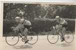 P 401 - PHOTO - VAN DER STOCK  Chasse Derriére Les 3 Hommes De Téte - - Cyclisme