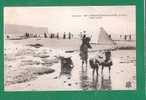 RELISTED  CPA 14 FRANCE No.68. ARROMANCHES LES BAINS LA PLAGE ,,, MORE FRANCE LISTED @ 1 EURO OR LESS - Arromanches