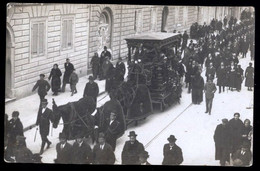 SPLENDIDA ED INUSUALE FOTOCARTOLINA DEGLI INIZI 900 CON FUNERALE - CORTEO FUNEBRE. (CW97) - Begrafenis