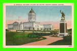 WINNIPEG, MANITOBA - PROVINCIAL PARLIAMENT BUILDING AND SOLDIER'S MONUMENT - TRAVEL IN 1950 - VALENTINE EDY CO - - Winnipeg